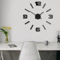 zegar-scienny-czarny-4-duze-cyfry-lustrzane-kreski