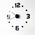 zegar-scienny-minimalistyczny-cyfry-i-okragle-indeksy