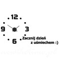 zegar-scienny-z-napisem-zacznij-dzien-z-usmiechem